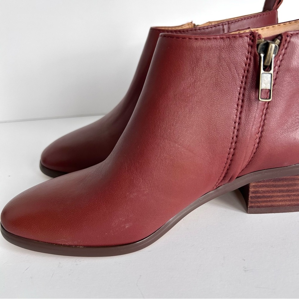 J. Crew Factory Ankle Boots. Brown. Size: 7 - Picture 13 of 13